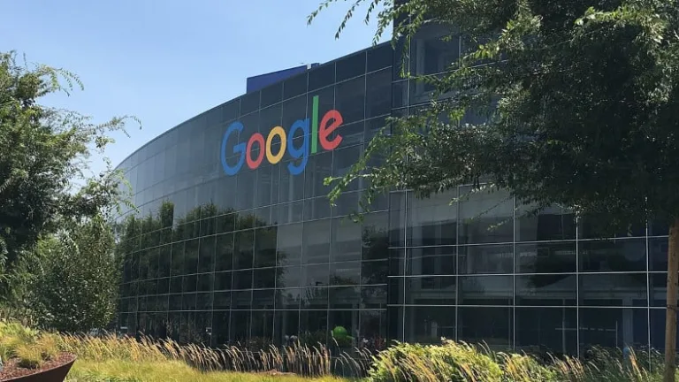 Google, Çin menşeli 1000 siteyi yasakladı