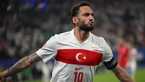 Hakan Çalhanoğlu Galatasaray'a dönme fırsatını değerlendiremedi