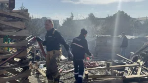 İstanbul'da işçi barakasındaki yangın söndürüldü