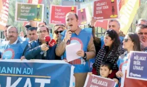 eğitimde liyakatsizliğe karşı eğitim-iş'ten protesto