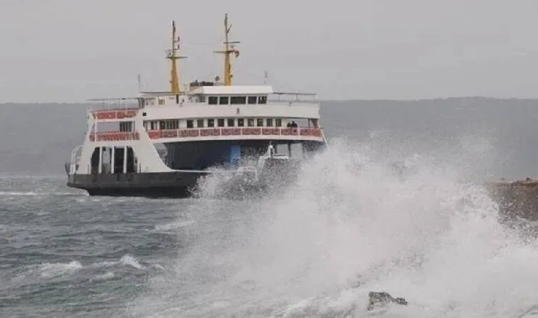 İstanbul'da olumsuz hava nedeniyle vapur seferleri iptal edildi