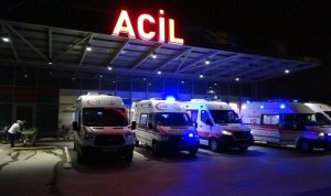 denizli'de takla atan araçta 2 kişi yaralandı