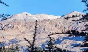 Antalya'nın Kaş ilçesine kar yağdı