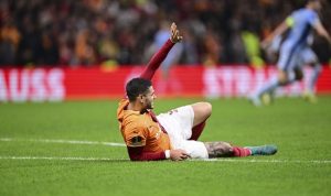 Galatasaray, Samsunspor maçı öncesi 2 oyuncusunu kaybetti