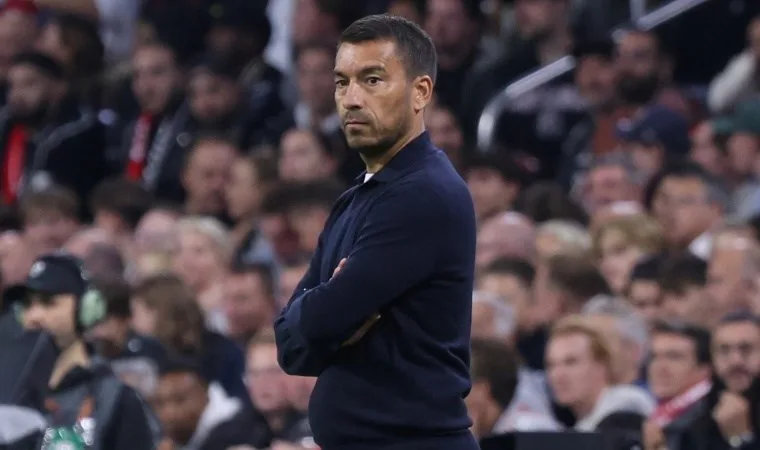 Giovanni van Bronckhorst Göztepe maçı için iki plan hazırladı