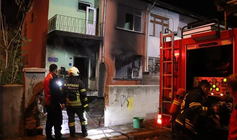 Kayseri’de müstakil evde yangın çıktığı bildirildi