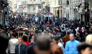 Türkiye'nin en önemli sorunu ekonomi olarak belirlendi