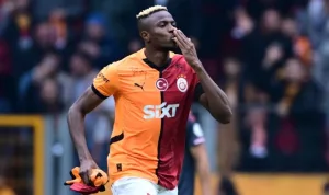 Galatasaray, Victor Osimhen'in bonservisini almak için sponsor görüşmelerini hızlandırdı