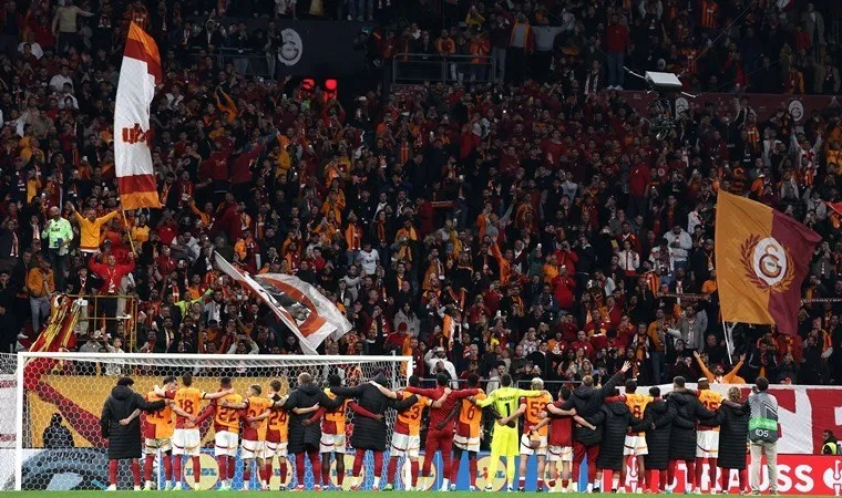 AZ Alkmaar, Galatasaray taraftarına bilet yasağı getirdi