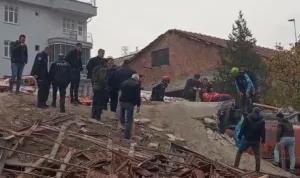 Malatya'da bina yıkımı sırasında göçük meydana geldi