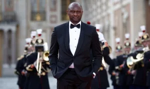 Patrick Vieira Genoa'nın yeni teknik direktörü oldu