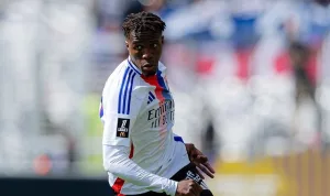 Lyon, Wilfried Zaha ile yollarını ayırabilir