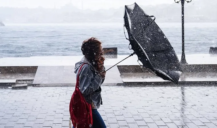 İstanbul için kuvvetli fırtına ve sağanak uyarısı yapıldı