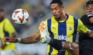 Jayden Oosterwolde Fenerbahçe'de ameliyat oldu