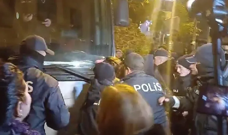 polis kadına yönelik şiddet etkinliğine engel oldu