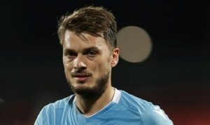 Adem Ljajic hem futbolcu hem de basketbolcu oluyor