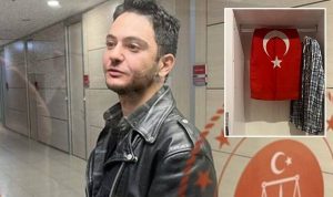 Gazeteci Furkan Karabay’ın avukatı, polislerin bayrağı astığını açıkladı