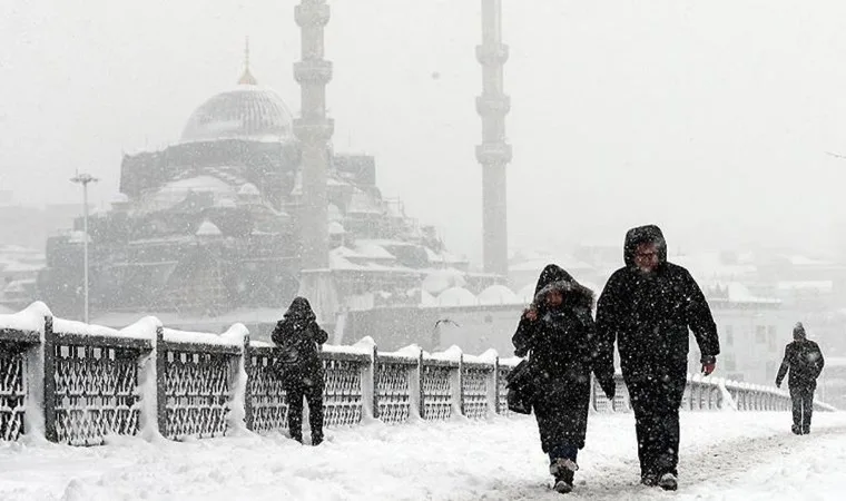 Kar yağışı nedeniyle okullar tatil edildi mi?