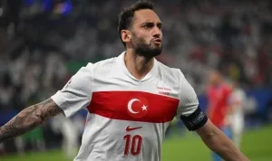 Hakan Çalhanoğlu Galatasaray'a dönme fırsatını değerlendirdi