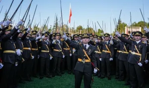 Teğmenlerin kılıçlı yemini sonrası 3 komutanın ihracı istendi