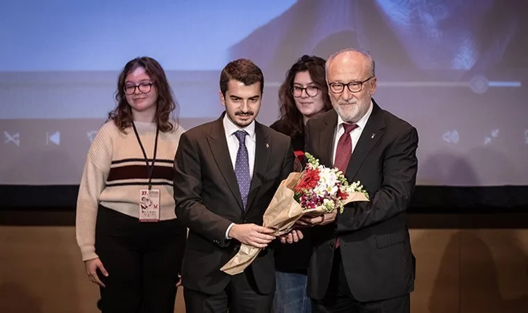 27. Ankara Tiyatro Festivali'nde Altan Erkekli onur ödülü aldı