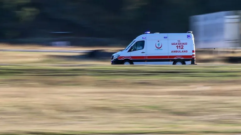 Cam şişeye koydukları torpili patlatan çocuklar yaralandı