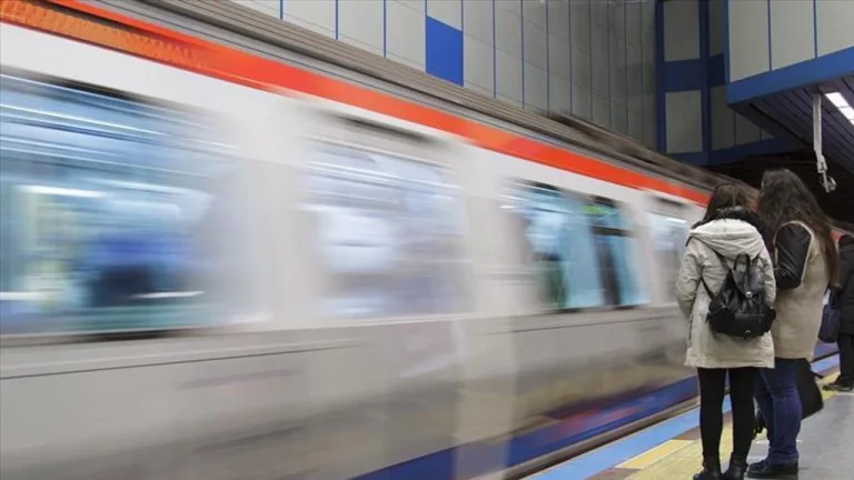 İstanbul'da bazı metro hatları ve istasyonlar kapatıldı