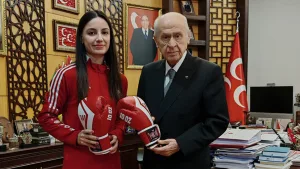 Devlet Bahçeli, Aybüke Kılınç'ı makamında kabul etti