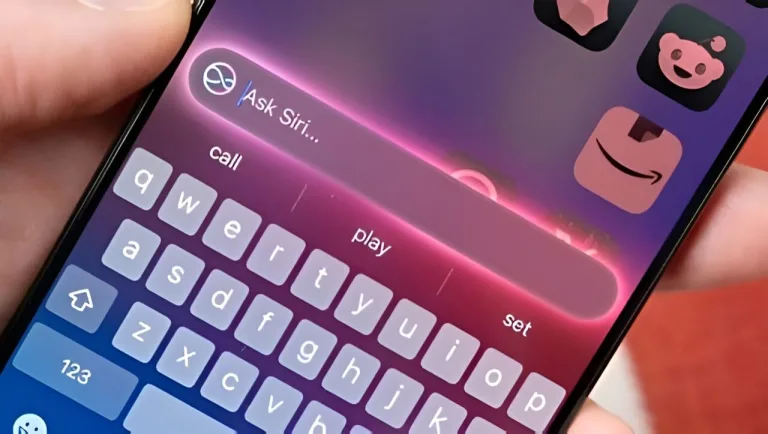 Apple, yeni Siri'yi 2025'te tanıtacak