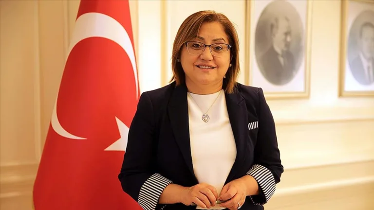 Şahin esnafa fahiş kira zammı uyguluyor