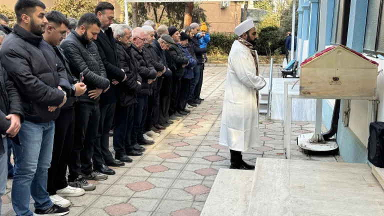 Elif Akyüz'ün cenazesi Tekirdağ'da defnedildi