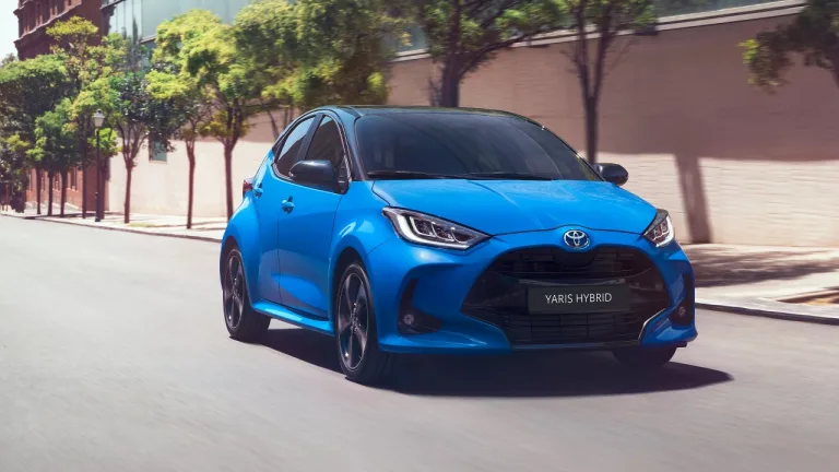 Toyota Yaris ve Yaris Cross Hybrid fiyatları açıklandı