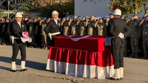 Tunceli'de şehit polis memuru için tören düzenlendi