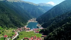 Uzungöl çevresindeki ruhsatsız yapılar yıkılacak