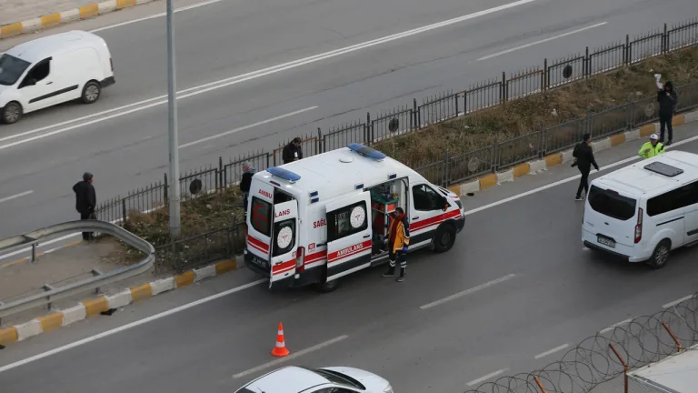 Van'da otomobilin çarptığı kadın hayatını kaybetti