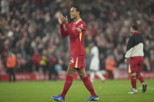 Virgil van Dijk, Real Madrid'e 3 yıllık sözleşme imzalıyor