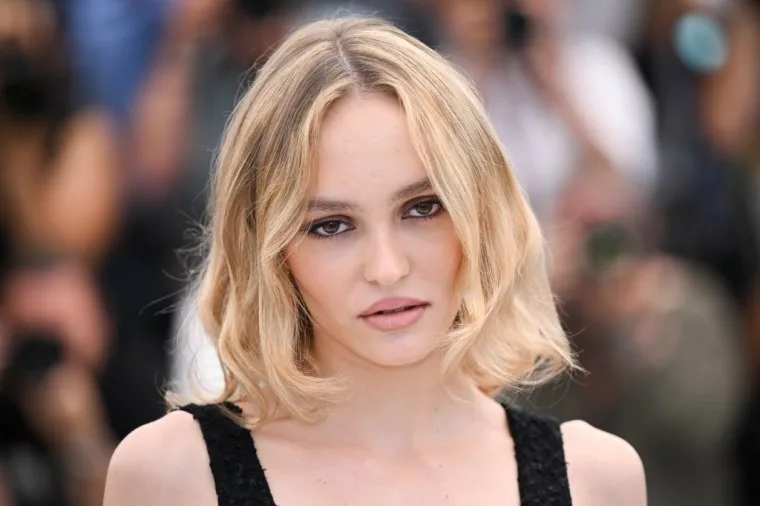 Lily-Rose Depp şöhretin zorluklarını paylaştı