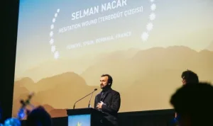 Tereddüt Çizgisi, Asya Pasifik Film Ödülleri'nde ödül kazandı