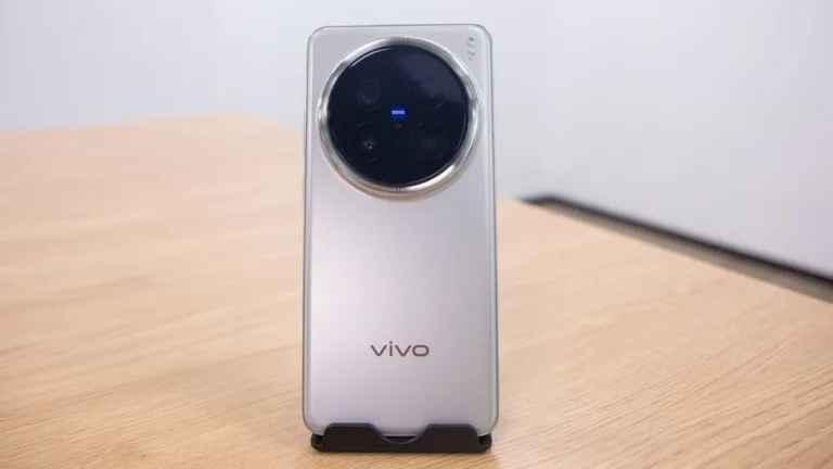 Vivo X200 Pro ilk önemli güncellemesini aldı