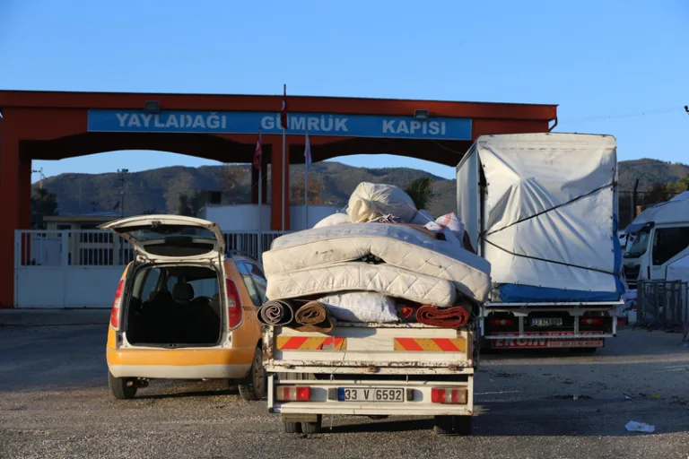 Suriyeliler ülkelerine dönüş yapıyorlar