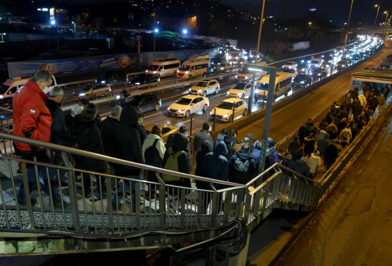 İstanbul'da trafik yoğunluğu arttı