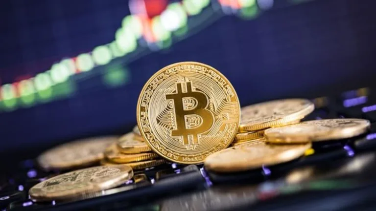 Bitcoin 106 bin doları aştı, yeni rekor kırdı