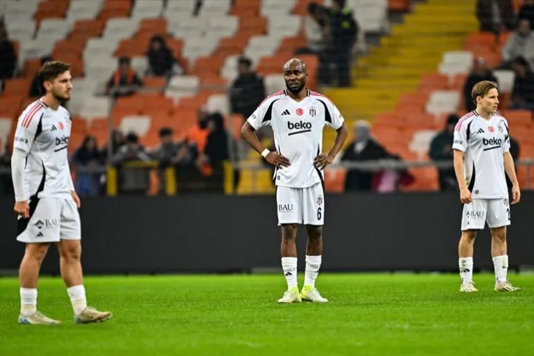 Beşiktaş, Adana Demirspor'a yenilerek kötü gidişatını sürdürdü