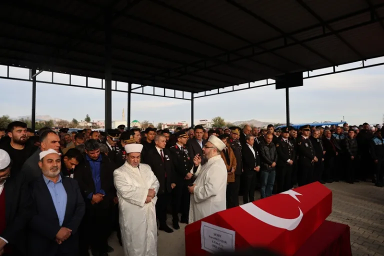 Şehit jandarma Nurettin Yaşar, Adana'da toprağa verildi