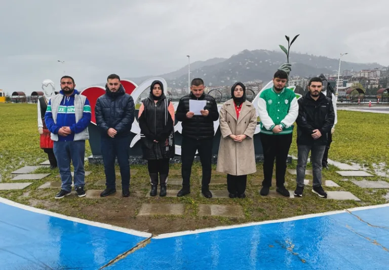 CHP'li belediyeden şehit cenazesinde konser skandalı