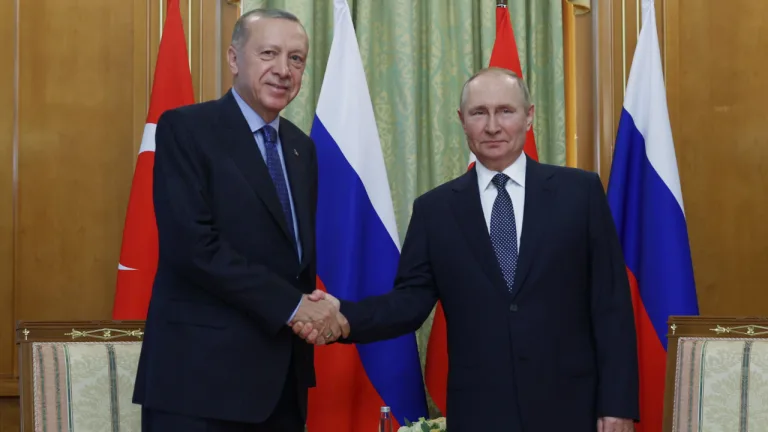 Erdoğan Putin ile Suriye'deki durumu görüştü