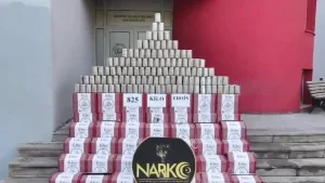 Adana'da 'Narkoçelik-50' operasyonunda 825 kilogram eroin ele geçirildi