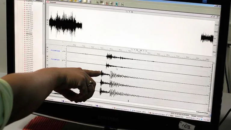 Şili'de 6,4 büyüklüğünde deprem meydana geldi