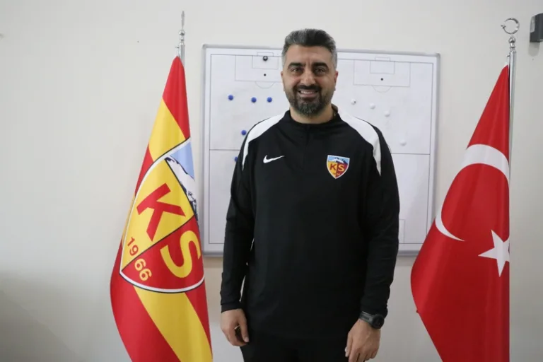 Kayserispor Antalya'ya galibiyet için gidiyor