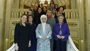 Emine Erdoğan, TOGEM-DER yönetim kurulu üyeleriyle buluştu